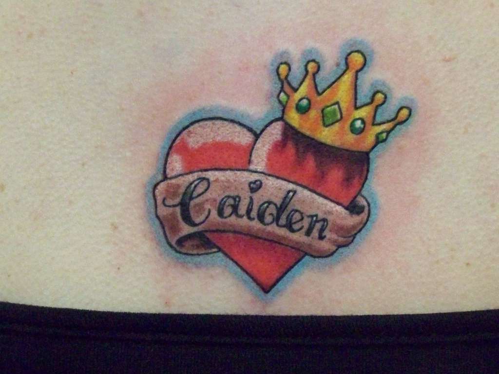 Last name with crown  Ink tattoo Tattoo quotes Tattoos