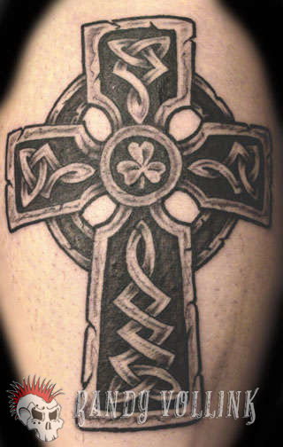 Club-tattoo-randy-vollink-scottsdale-celtic-cross-2-jpg