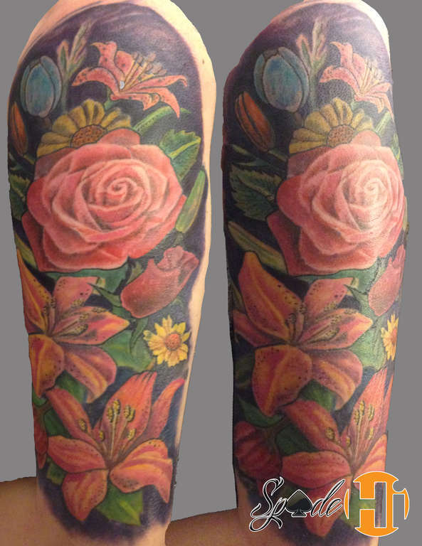 Darkside Tattoo : Tattoos : Daniel Adamczyk : Color Flower and Name Tattoo