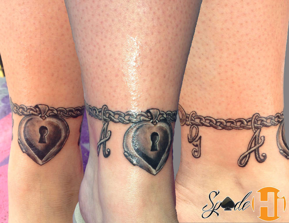 Mumoftwo gets charm bracelet tattoo on her ankle made with her dads  ASHES  The Sun