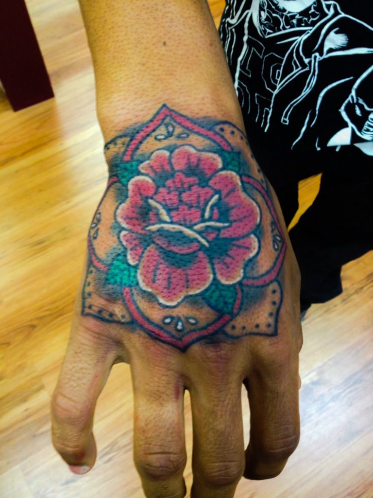 60 Hand Tattoo Ideas for the Creative and Artistic  100 Tattoos