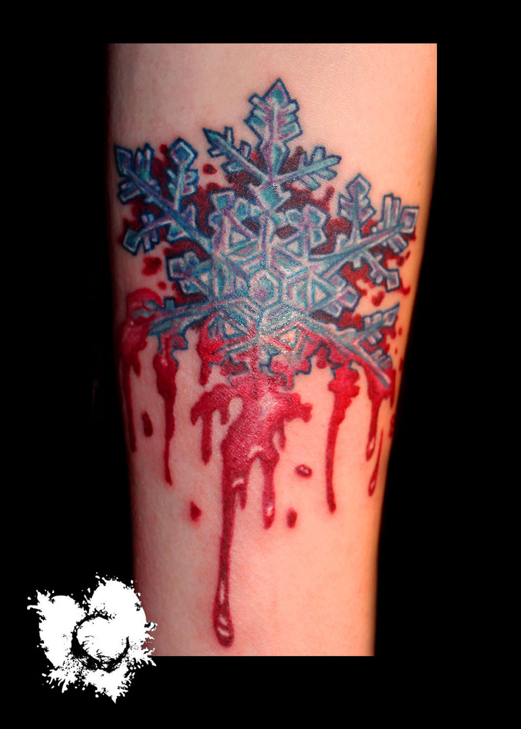 Snowflake tattoo by Casimir Nyblom | Photo 23971