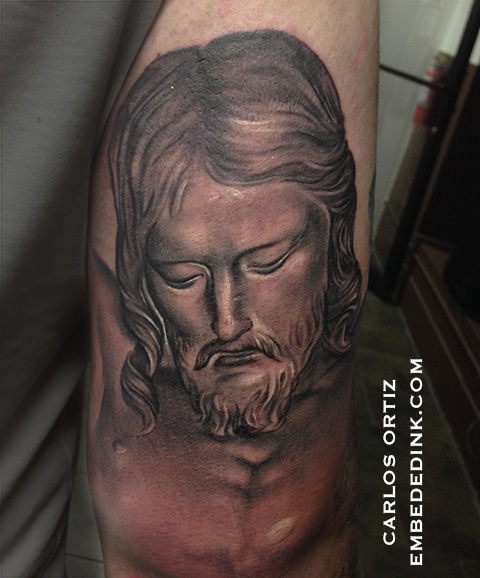 Carlos_ortiz_jesus_tattoo