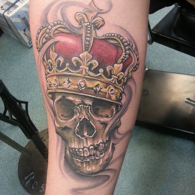 Top Skull King And Queen Tattoos Images for Pinterest Tattoos  King tattoos  Queen tattoo Card tattoo
