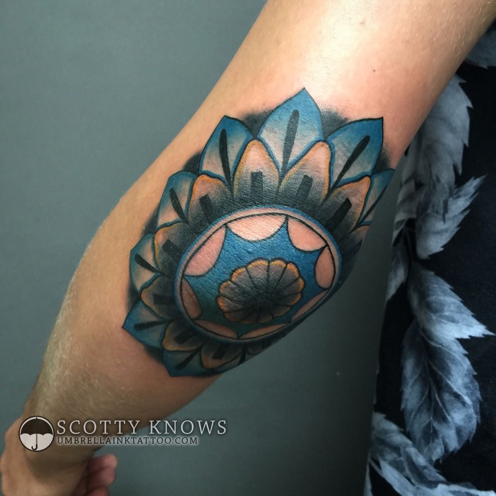 Tattoo uploaded by Katariina Jokinen • Mandala tattoo. #mandala #mandalas  #mandalatattoo #dotwork #dotmandala #elbowtattoo #elbow #elbowmandala •  Tattoodo