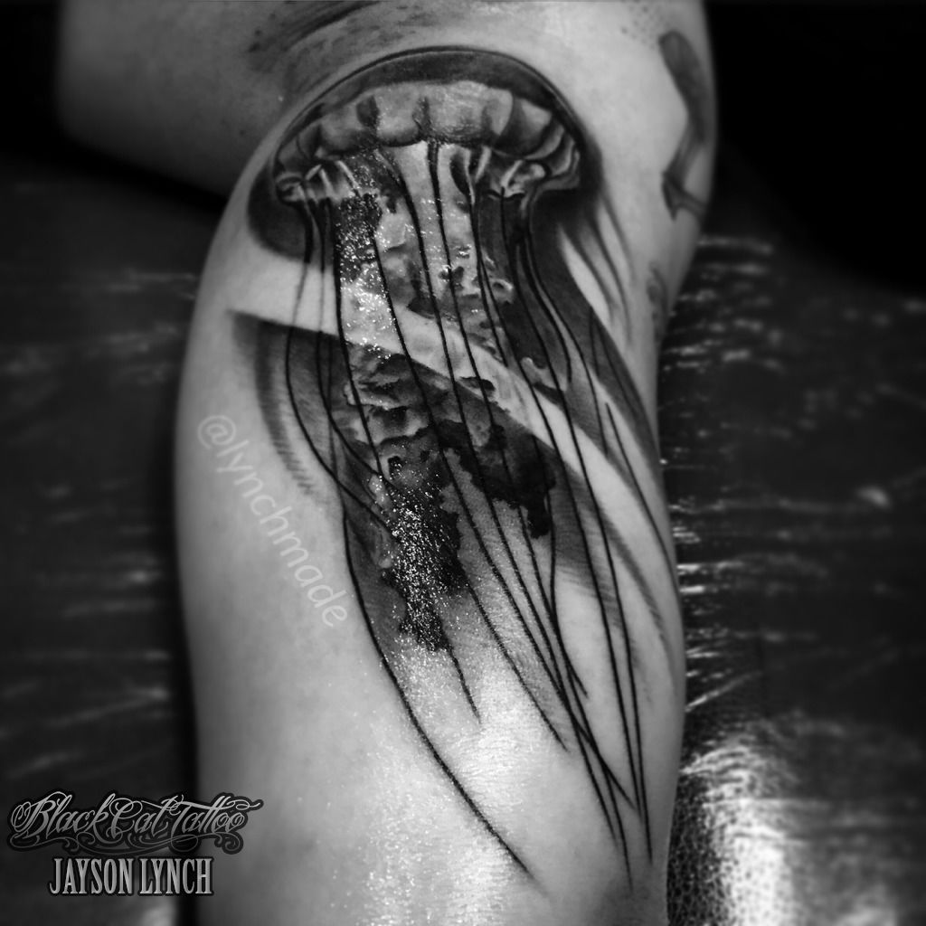 Jellyfish tattoo by Daniel Berdiel  Post 27599