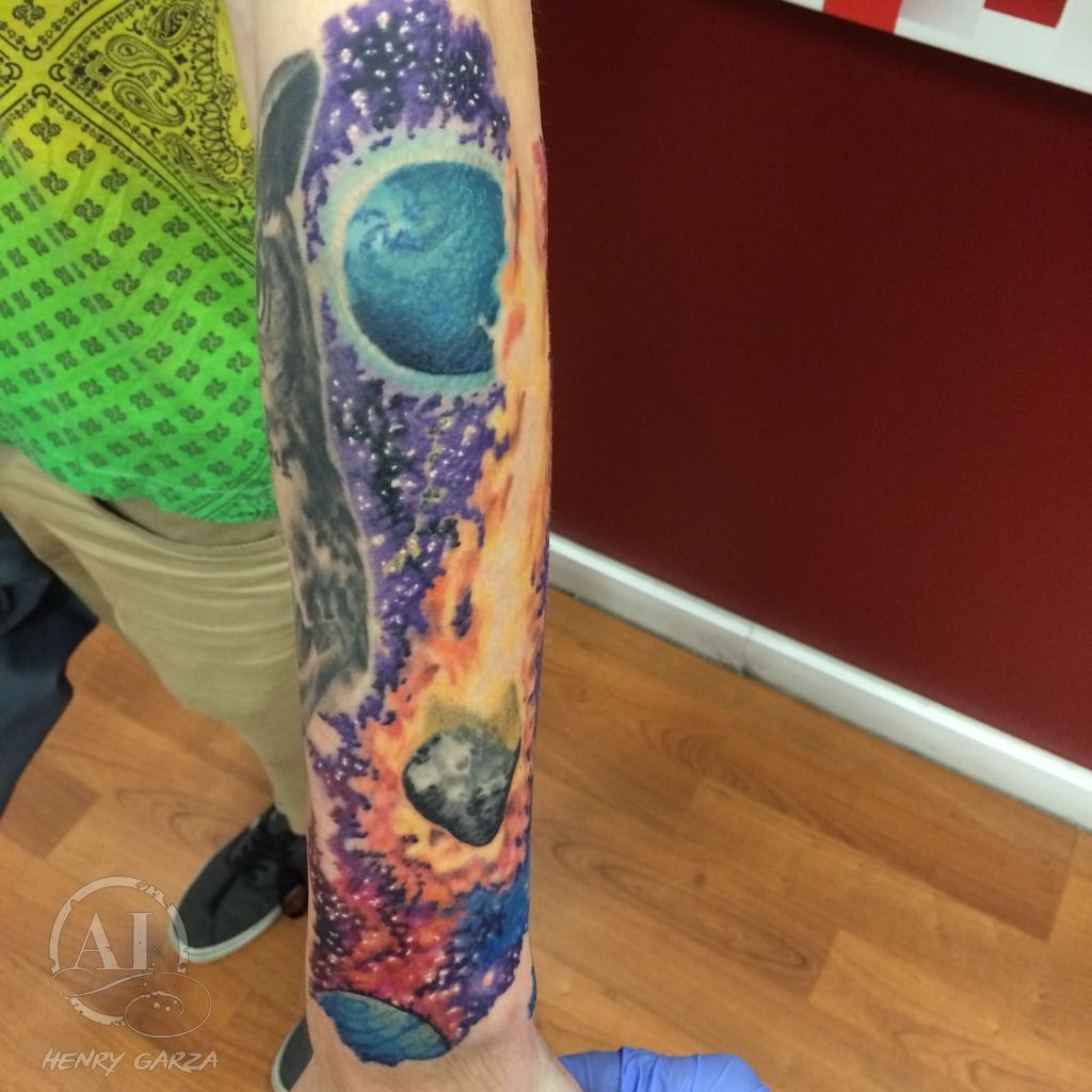 75 Space-Inspired Tattoos For People Who Are Fascina...