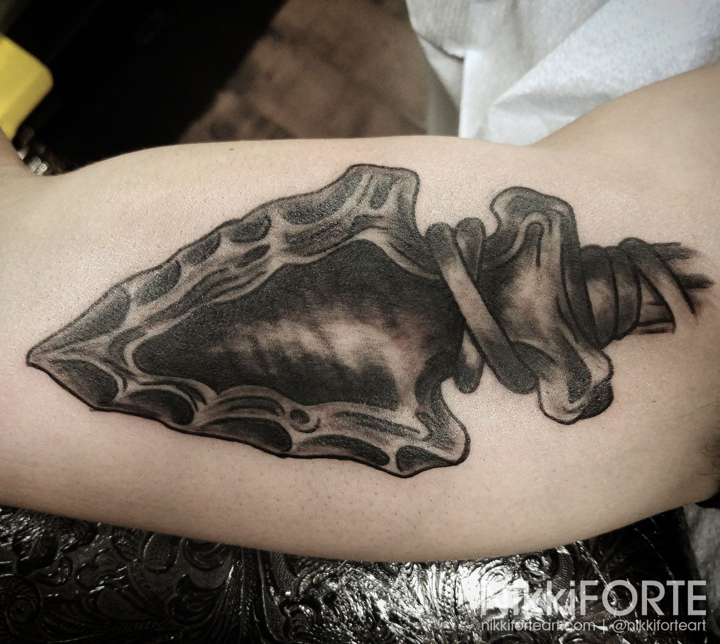 22 Piercing Arrowhead Tattoos • Tattoodo
