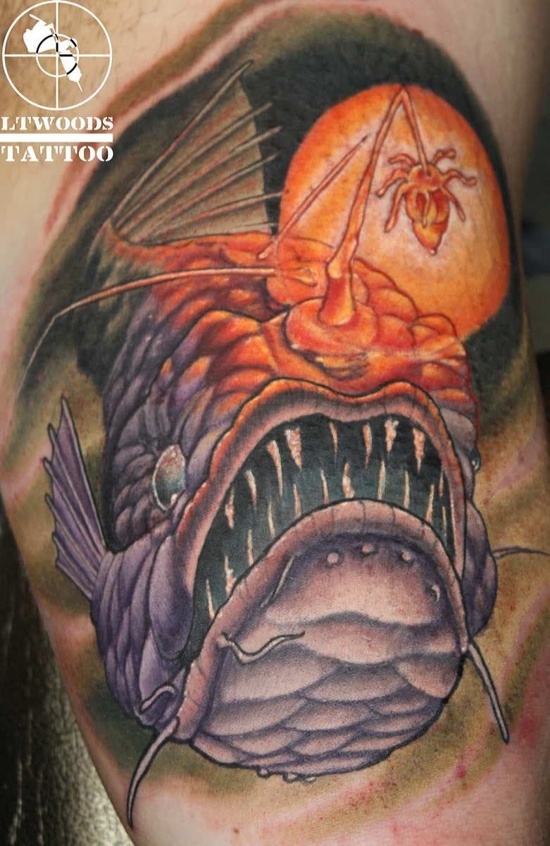 Ltwoodsart_newschool-tattoo_anglerfisk