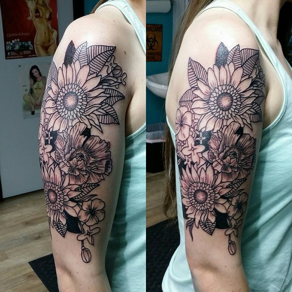 The shading and linework in this flower tattoo is remarkable. ⁠ ⁠ Artist:  @darth_corbin ⁠ Location: Meadows Mall⁠ ⁠ Book your a... | Instagram