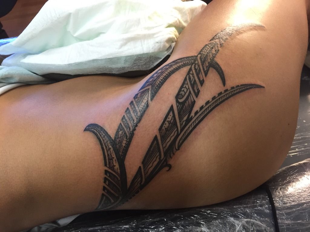 15 Beautiful Tribal Hip Tattoos  Only Tribal