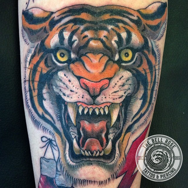 Billy_jordan-red-tide-tattoo-tiger-head-the-bell-rose-tattoo-and-piercing-mobile-alabama