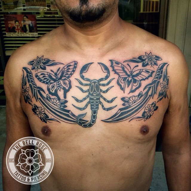 Frank_fontanez-scorpion-dagger-the-bell-rose-tattoo-and-piercing-mobile-alabama