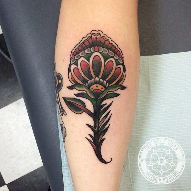 Frank_fontanez-geometric-flower-the-bell-rose-tattoo-and-piercing-mobile-alabama