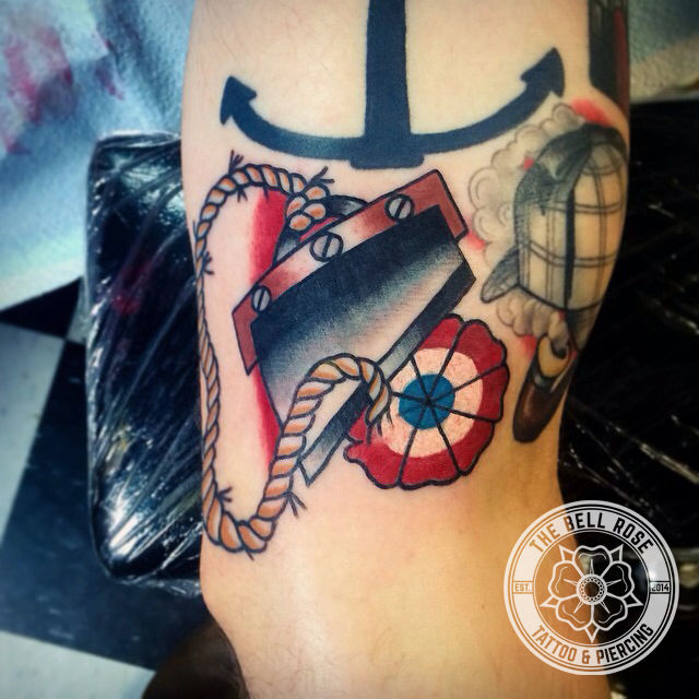 Frank_fontanez-guillotine-the-bell-rose-tattoo-and-piercing-mobile-alabama