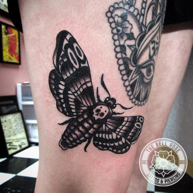 Frank_fontanez-deaths-head-moth-the-bell-rose-tattoo-and-piercing-mobile-alabama