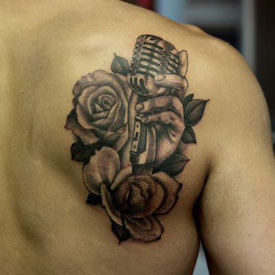 Roses-microphone-tattoo-peter-anderson-the-bell-rose-tattoo-and-piercing-mobile-alabama