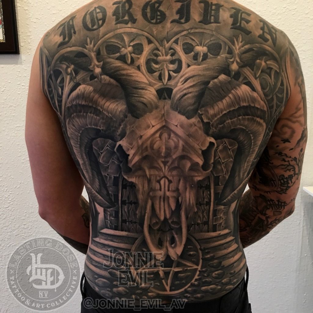 Owl & Skull Back Tattoo | Tattoo Ideas