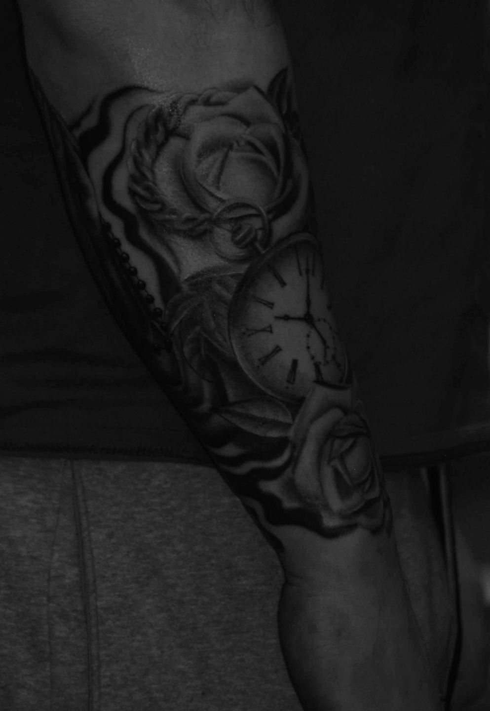 Pocket-watch-roses-forearm2-rosemary-mckevitt-tattoo-ireland.jpg