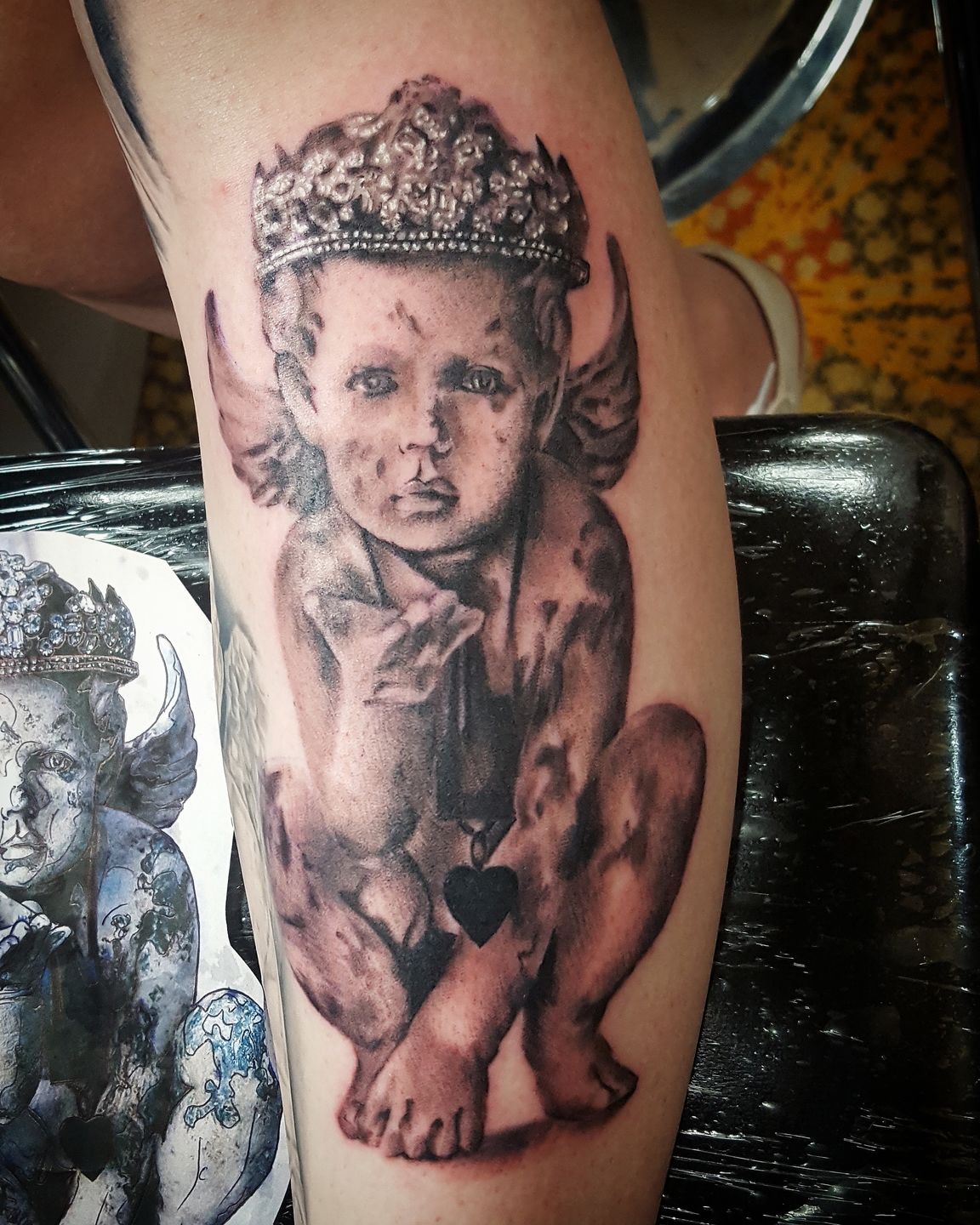 Freak Show Traditional Tattoo Theme | Traditional Pin-up Girl Tattoo