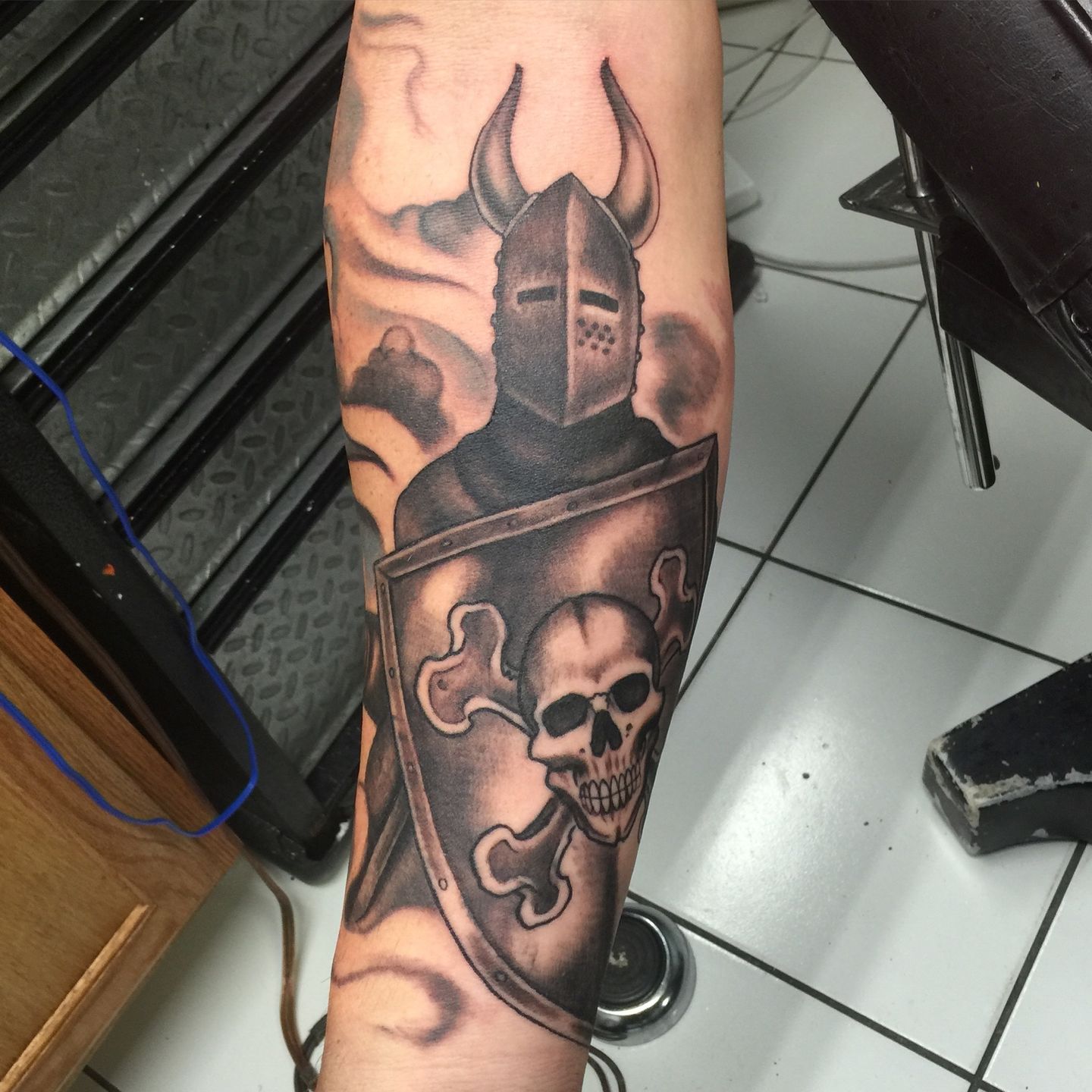 Knights Templar tattoo from sketch to finish. Thanks Robbie!  @acecustomtattoo @empireinks @hatchback_irons #knightstemplar #knights #...  | Instagram