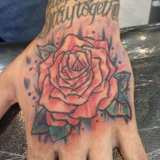 Mark_hand_rose