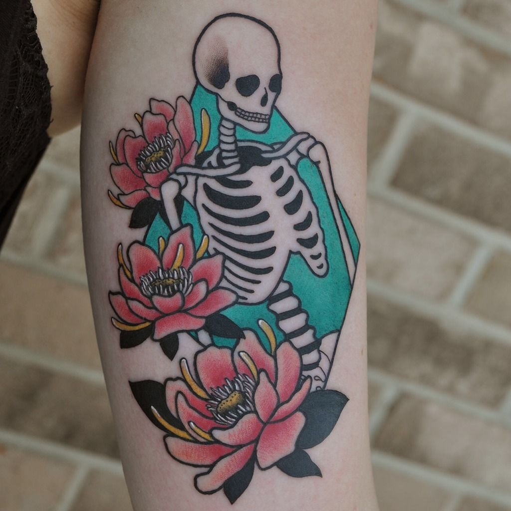 Espada Tattoo  Healed custom skeleton with flowers      tattoo art  customtattoo customdesign illustration skeleton skeletontattoo flowers  girlswithtattoos tattooedgirls art ottawatattoo  Facebook