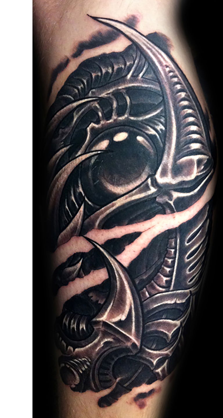 Las-vegas-tattoo-artist_joe-riley_biomech-leg-tattoo