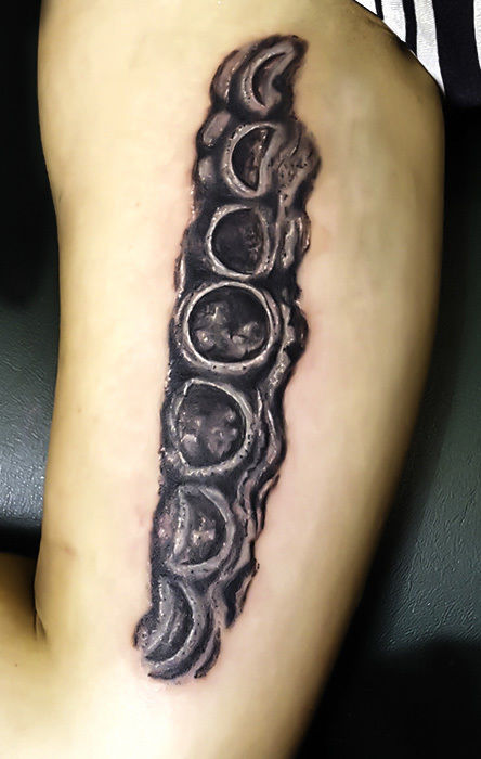 Moon Phases tattoo : r/WitchesVsPatriarchy
