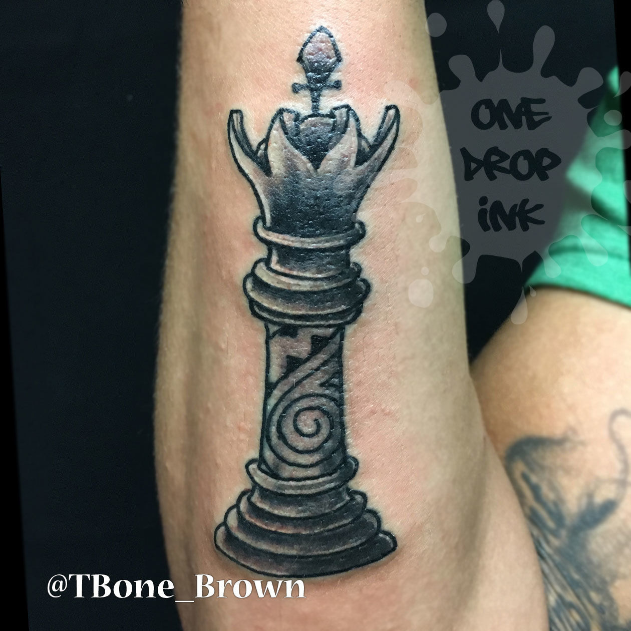 30 King and Queen Tattoos  Chess piece tattoo Pieces tattoo Queen tattoo
