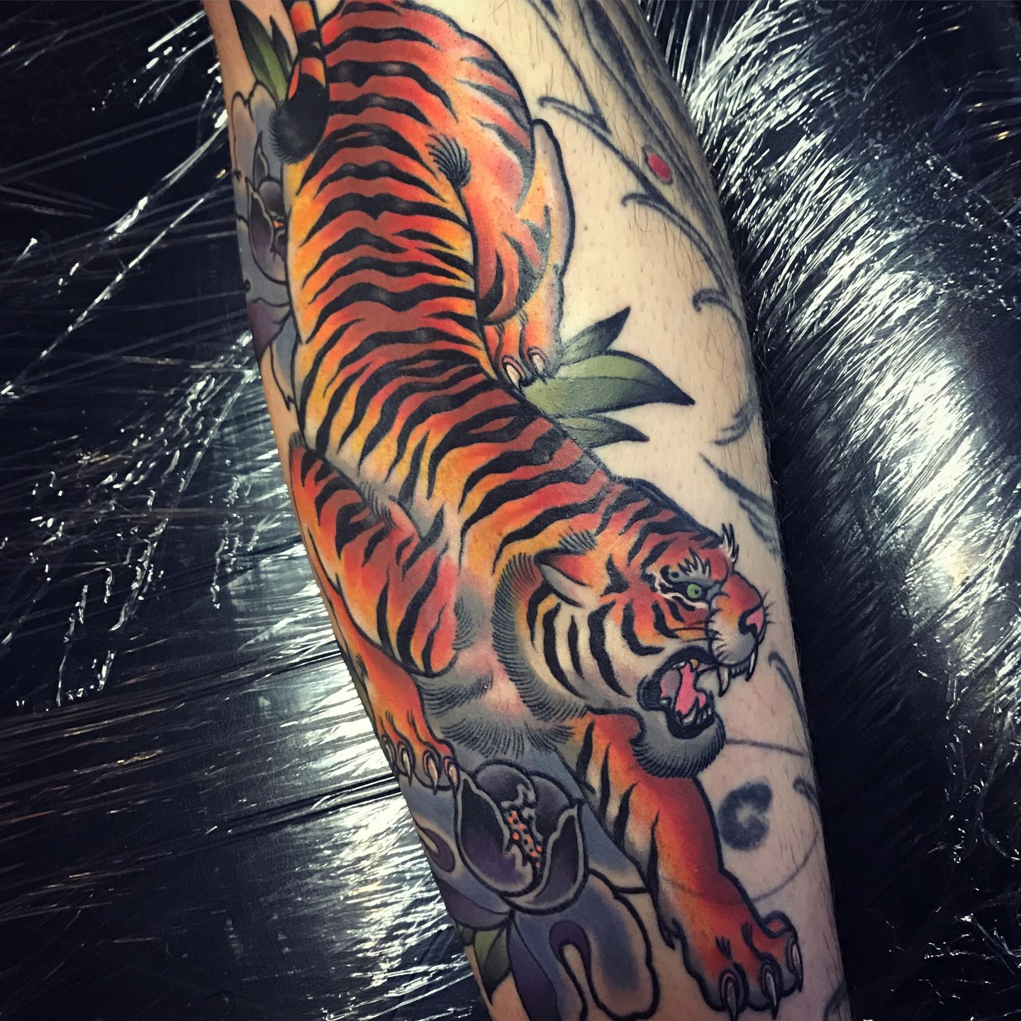 The Royal Tiger - Tattoonie – Tattoo for a week