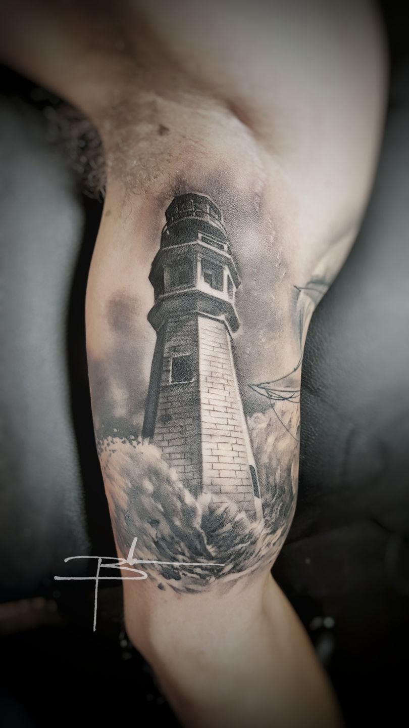 Lighthouse-02
