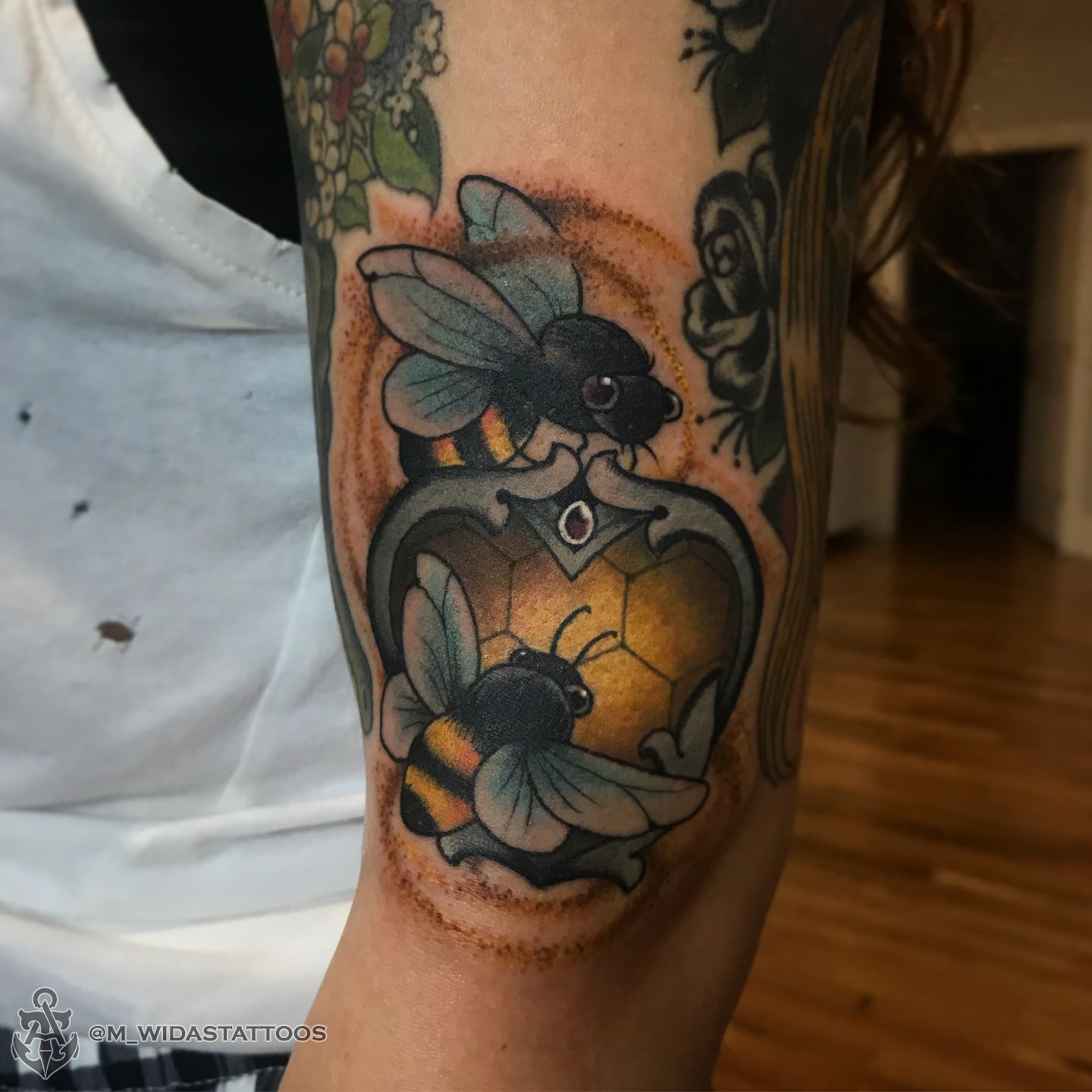 Killer Bee in Neotraditional Tattoo Style by alfnigredo on DeviantArt