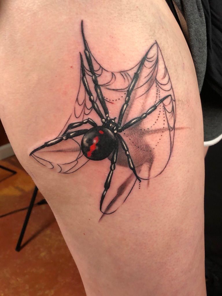 black widow tattoo | black widow spider tattoo | tattoo santa muerte