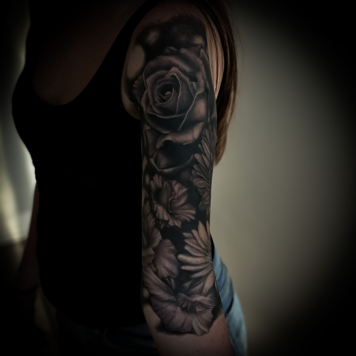 Flowers tattoo by Mike Flores | Photo 26312