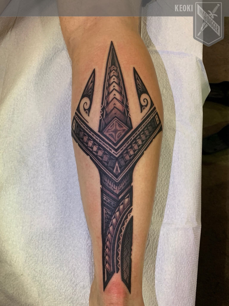 Trident and Waves by Osiris Bañuelos at Blue Arms Tattoo in Guadalajara,  Mexico. Two years ago when I got it : r/tattoos