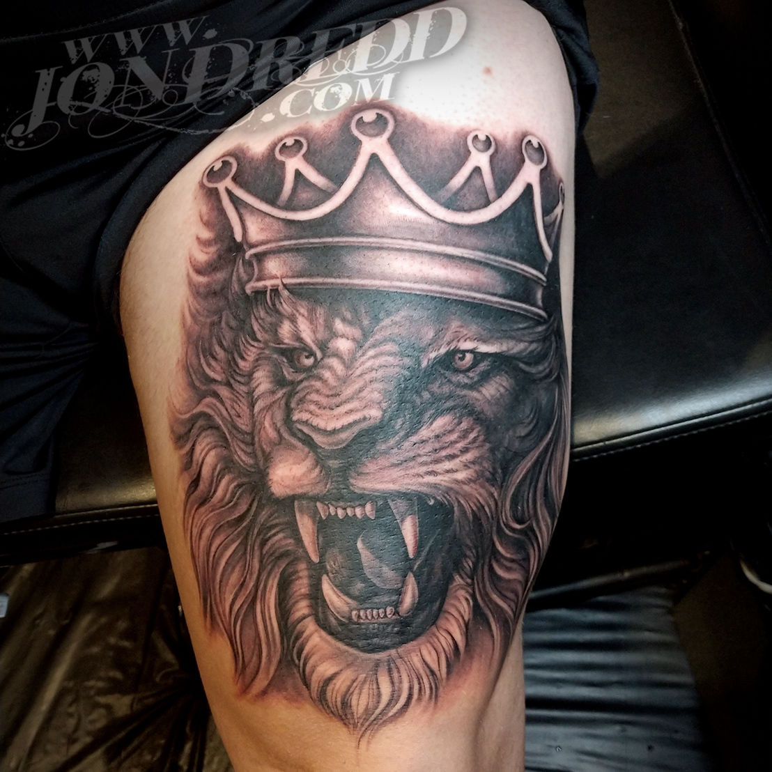 king lion crown tattoo
