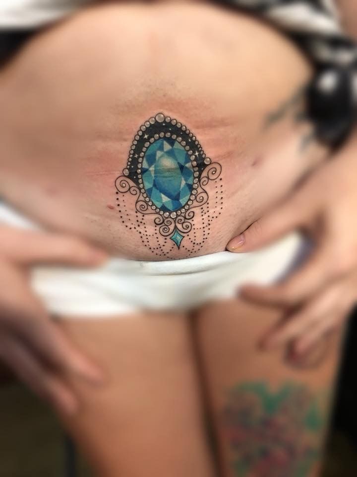 Share 97 about small pelvic tattoos for females super cool  indaotaonec