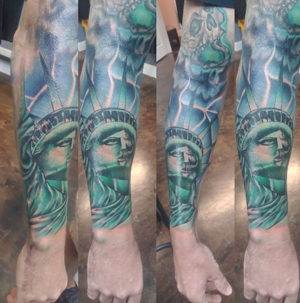 25 Inspiring Statue Of Liberty Tattoo Ideas