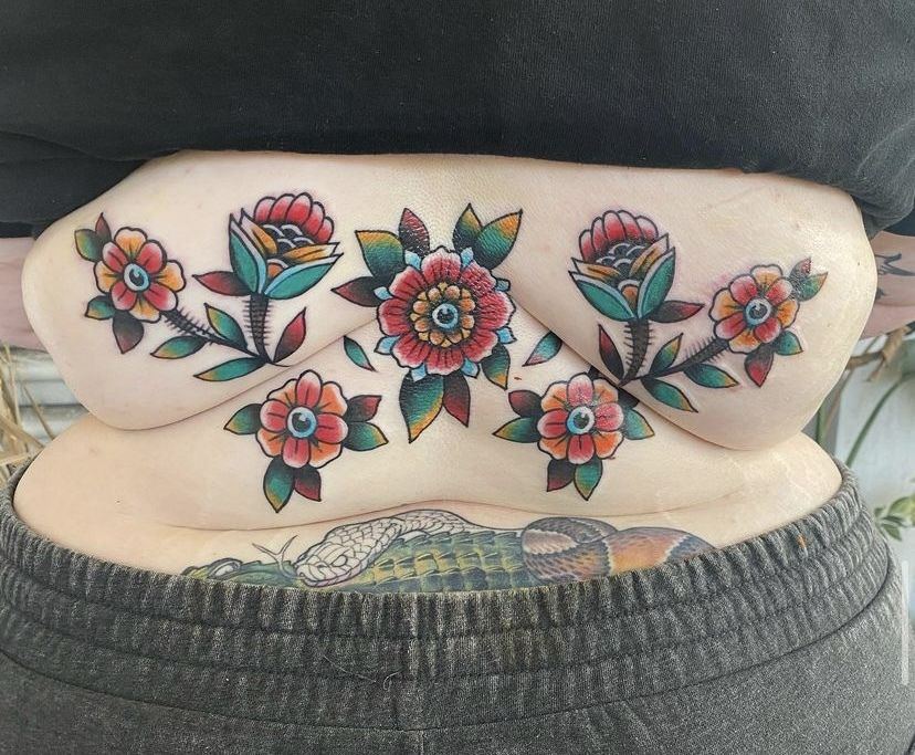 10 Best American Traditional Tattoo Flowers IdeasCollected By Daily Hind  News  Daily Hind News
