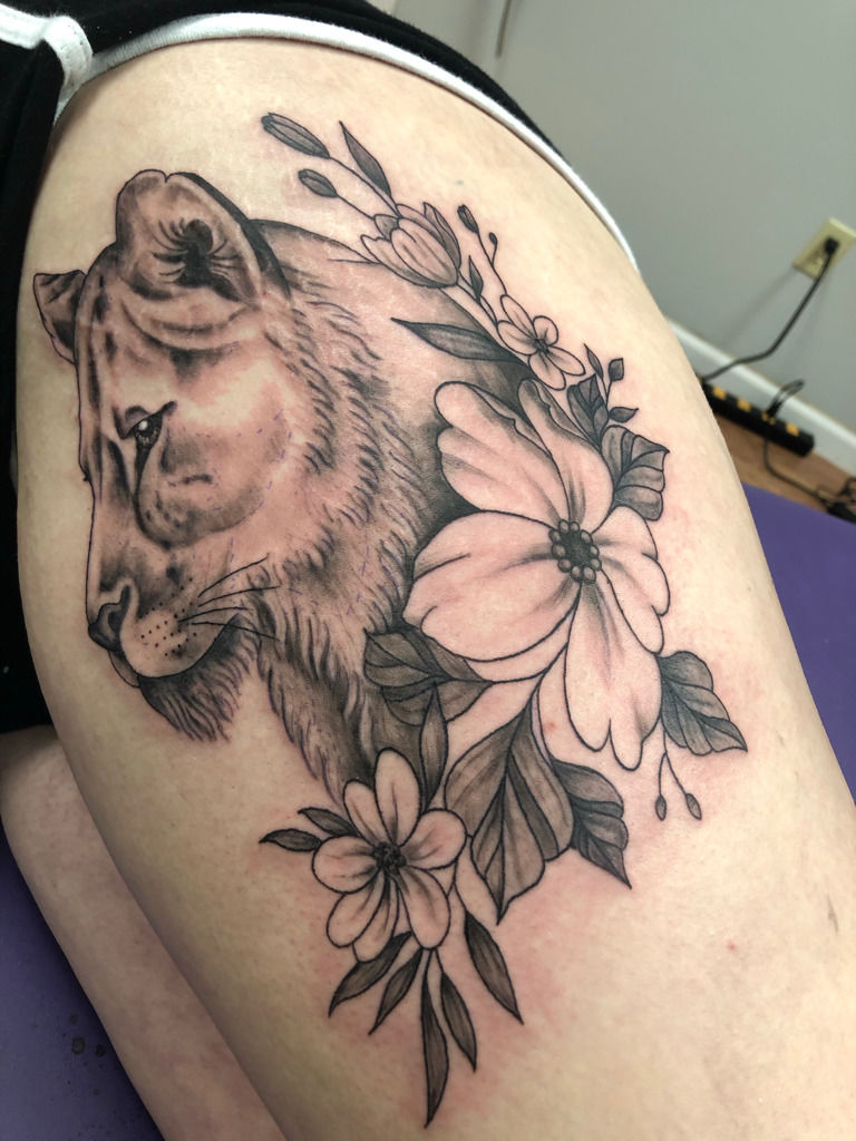 Buy Lioness Tattoo Design With Flowers Instant Download Online in India   Etsy