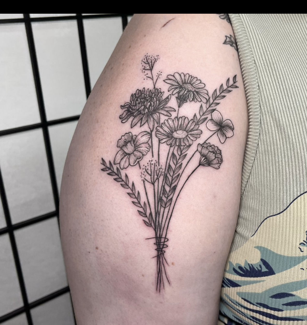 jadyn:bouquet-flower-flowers-flower-tattoos-botanical-tattoo -botanical-birth-month-flower-flower-bouquet-flower-bouquet-tattoo -fineline-fine-lines-finelinework-fineline-tattoo