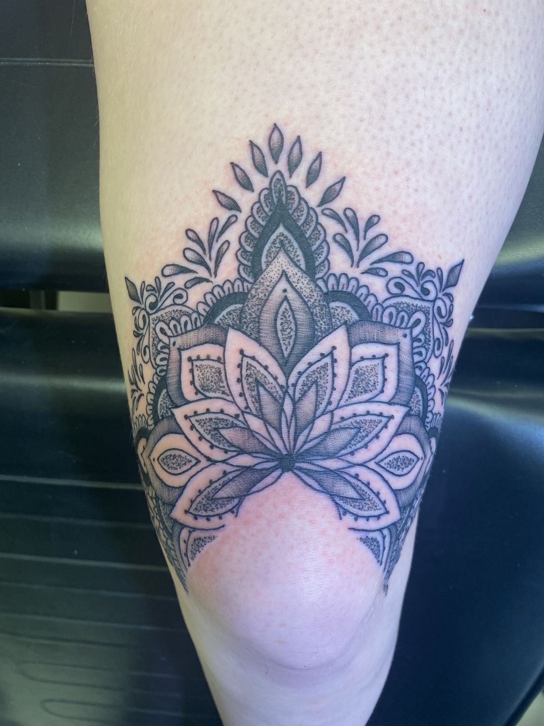Tattoo uploaded by Paula Zeikmane  Awesome knee mandala mandala  kneetattoo floral flower  Tattoodo