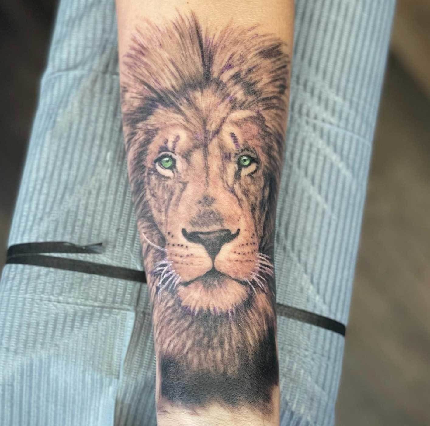 Paul_tattoos_3