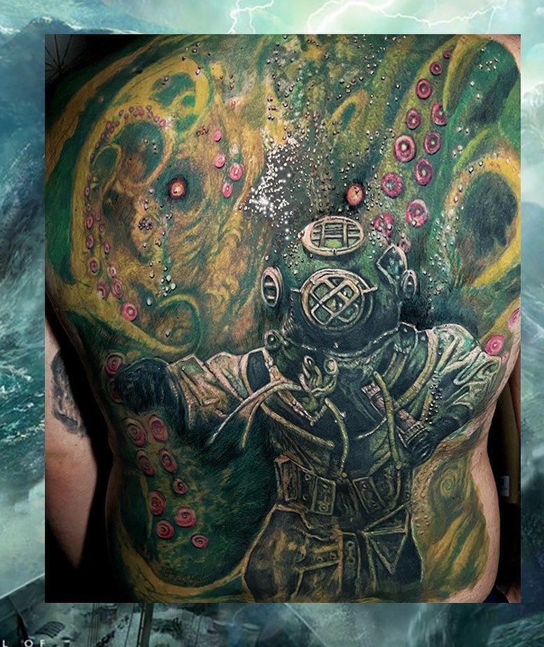 danhenk:back-piece-on-tom-based-off-my-painting-cthulhu-rising-color ...