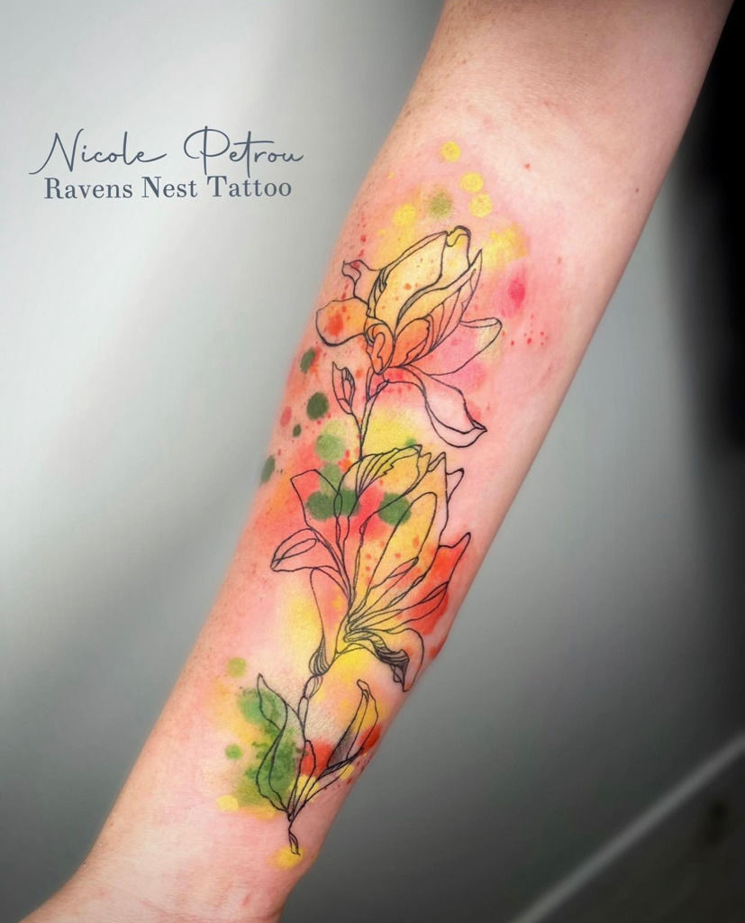 An Abstract Flower, 26 Gorgeous Watercolor Tattoos That Speak to Your Artsy  Side - (Page 17)