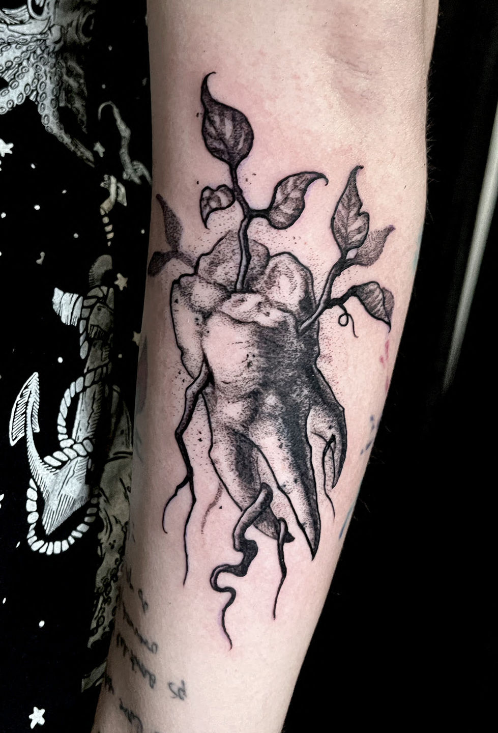 HON Tattoo Studio - . illustrative dragon on the thigh. Done by  @chan_hontattoo For all the inquiries; ▪️Hontattoostudio@gmail.com  ▪️(905)-604-5102 ▪️www.Hontattoo.com 